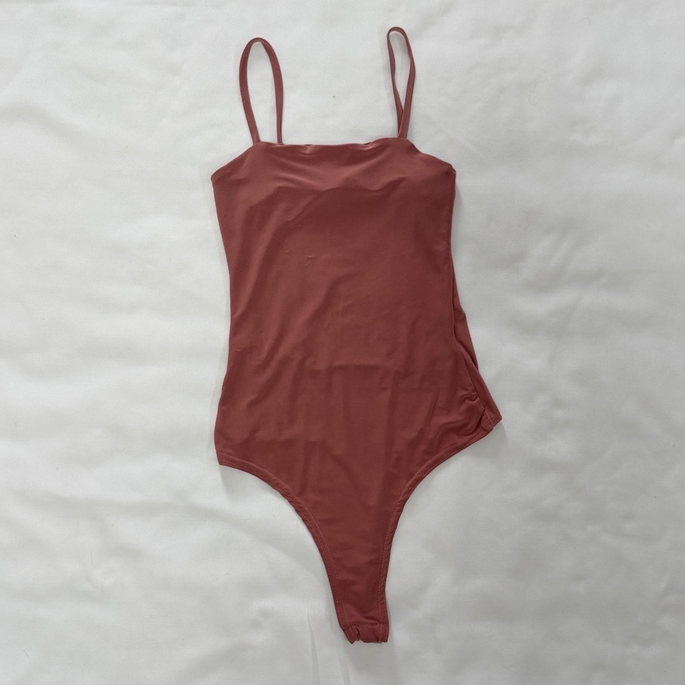 MISSGUIDED PINK DOUBLE LINED THIN STRAP BODYSUIT